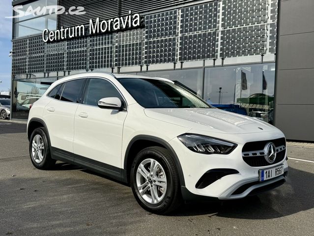 Mercedes GLA